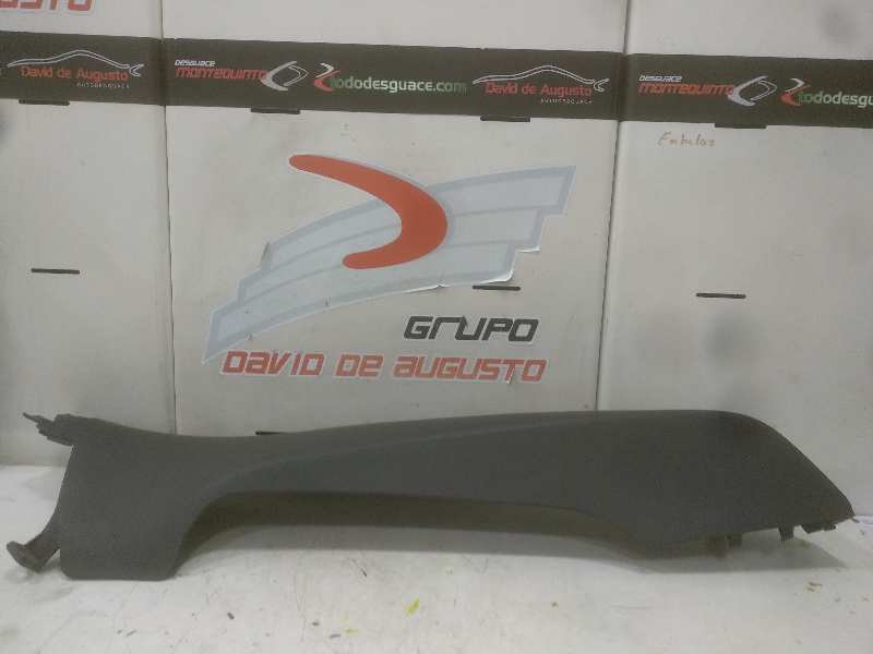 PLASTICOS DERECHO ASIENTO TRASERO VOLKSWAGEN GOLF VII LIM. (5G1) R 4Motion BlueMotion Tech.   |   01.15 - 12.17