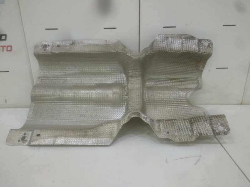 PROTECTOR ESCAPE VOLKSWAGEN GOLF VII LIM. (5G1) R 4Motion BlueMotion Tech.   |   01.15 - 12.17