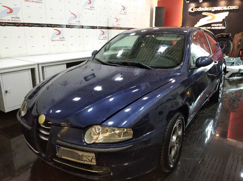 ALFA ROMEO 147 (190) 1.9 JTD 16V Distinctive   |   08.02 - 12.04 foto 4