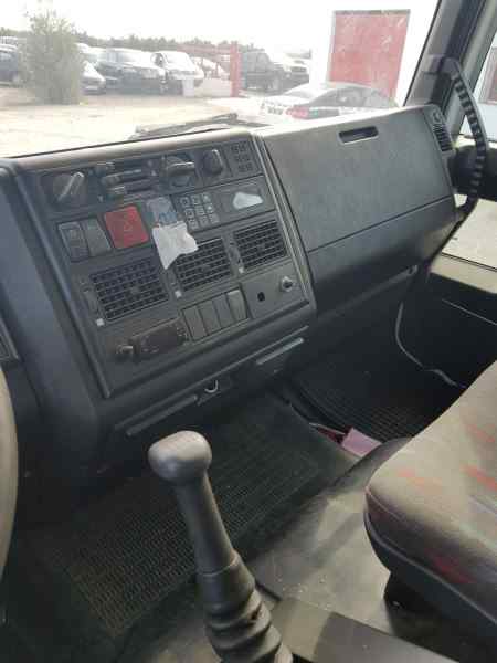 IVECO EUROCARGO TECTOR Chasis     (Modelo 180 E 24) Larga distancia   |   01.01 - 12.03 foto 7