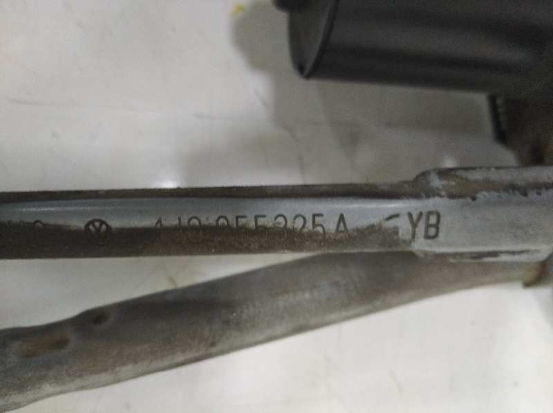 MOTOR LIMPIA DELANTERO foto 3