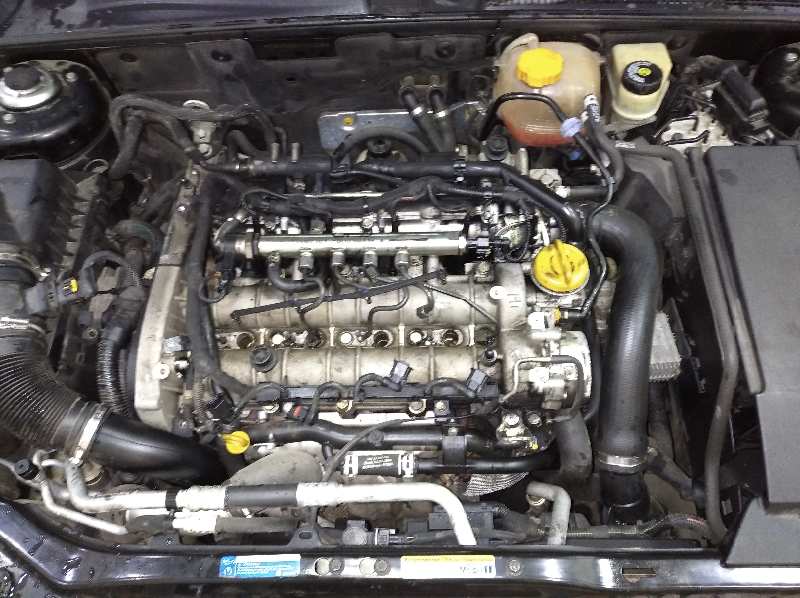 SAAB 9-3 BERLINA 1.9 TiD Linear (I/D)   |   05.04 - 12.05 foto 3