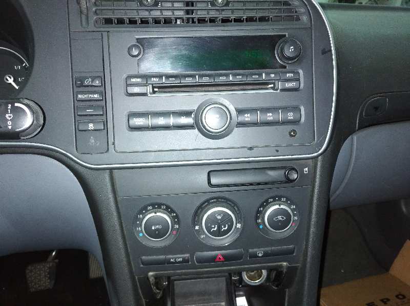 SAAB 9-3 BERLINA 1.9 TiD Linear (I/D)   |   05.04 - 12.05 foto 7
