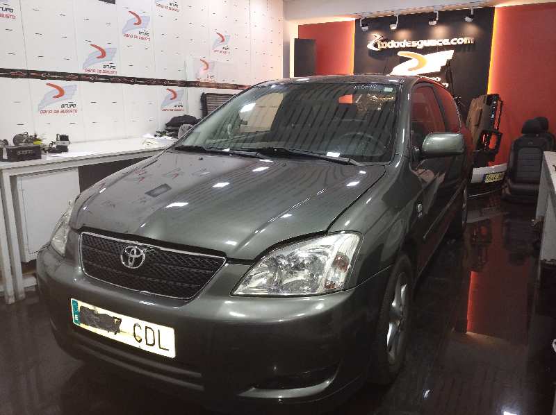 TOYOTA COROLLA (E12) 1.6 Linea Luna Berlina   |   05.03 - 12.07 foto 4