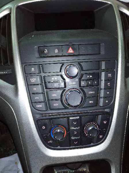 OPEL ASTRA J LIM. Selective   |   06.12 - 12.14 foto 8
