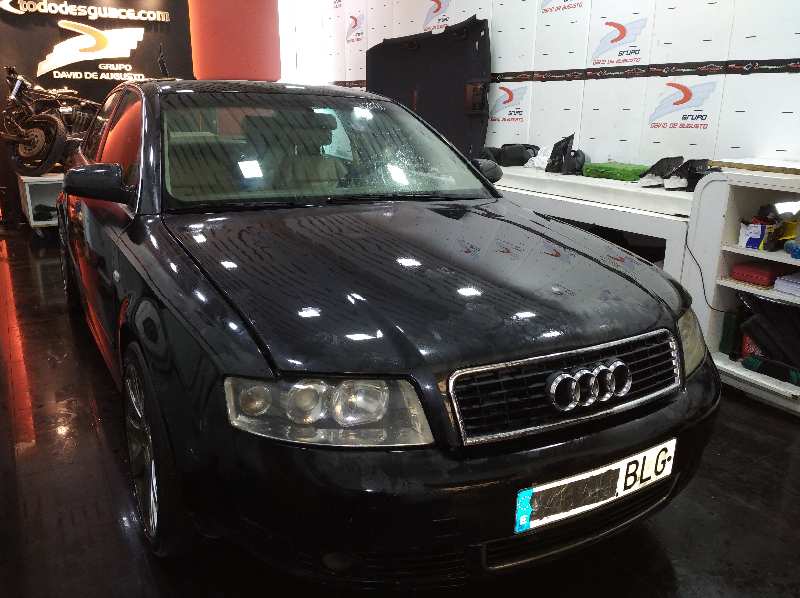 AUDI A4 AVANT (8E) 2.5 TDI Quattro (132kW) Motor 2,5 Ltr. - 132 kW V6 24V TDI foto 5