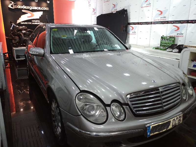 MERCEDES CLASE E (W211) BERLINA E 220 CDI (211.006)   |   01.02 - 12.06 foto 5
