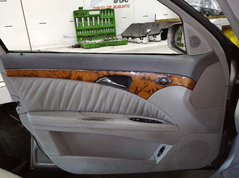 MERCEDES CLASE E (W211) BERLINA E 220 CDI (211.006)   |   01.02 - 12.06 foto 7