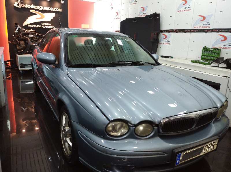 JAGUAR X-TYPE 2.2 D Classic   |   05.05 - 12.09 foto 5