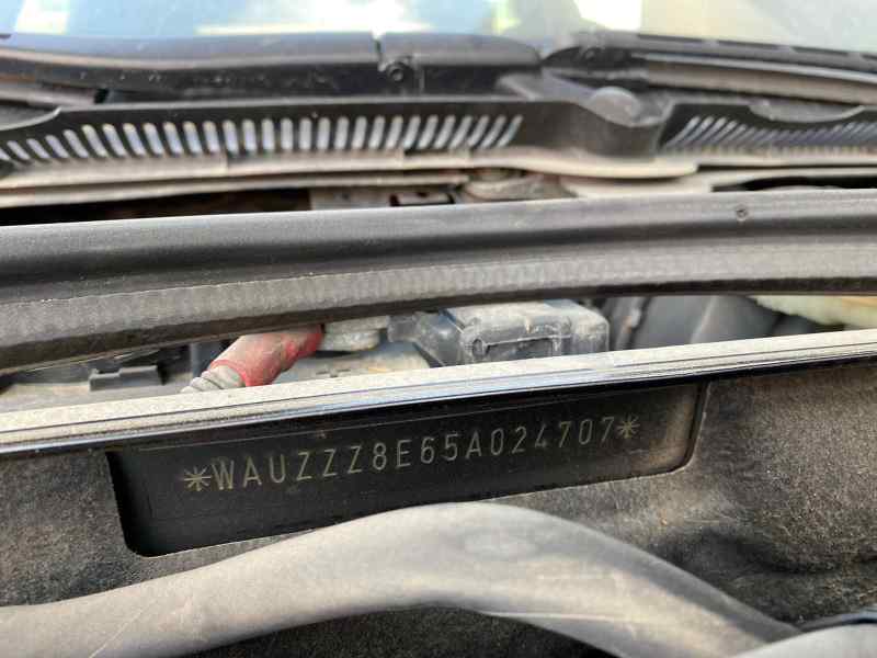 AUDI A4 AVANT (8E) 1.9 TDI (96kW)   |   05.01 - 12.04 foto 7