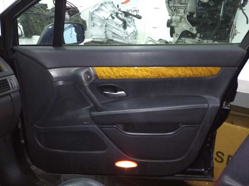 RENAULT VEL SATIS (BJ0) Privilege   |   01.02 - 12.05 foto 8