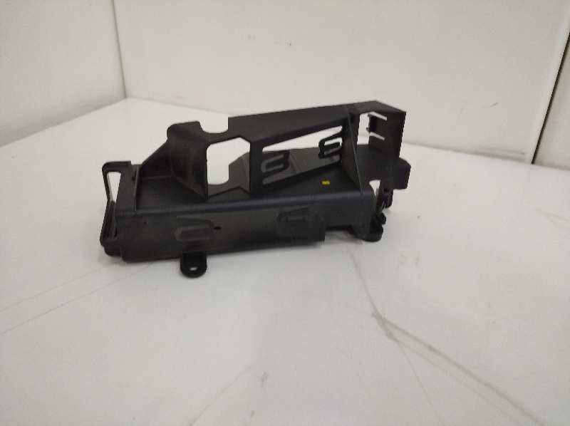 SOPORTE BMW X6 (F16) xDrive40d