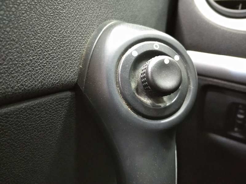 RENAULT CLIO III Confort Expression   |   09.05 - 12.06 foto 12