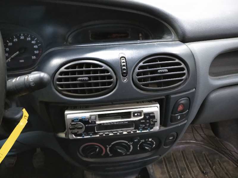 RENAULT MEGANE I BERLINA HATCHBACK (BA0) 1.9 D Alize Motor 1,9 Ltr. - 47 kW Diesel