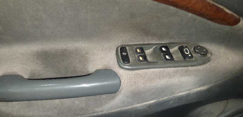 CITROEN C5 BERLINA 2.0 HDi 90 SX/SX Automático   |   05.02 - ... foto 8