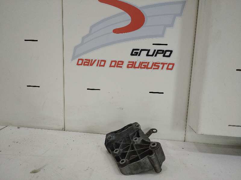 SOPORTE COMPRESOR BMW SERIE 6 COUPE (E63) 635d