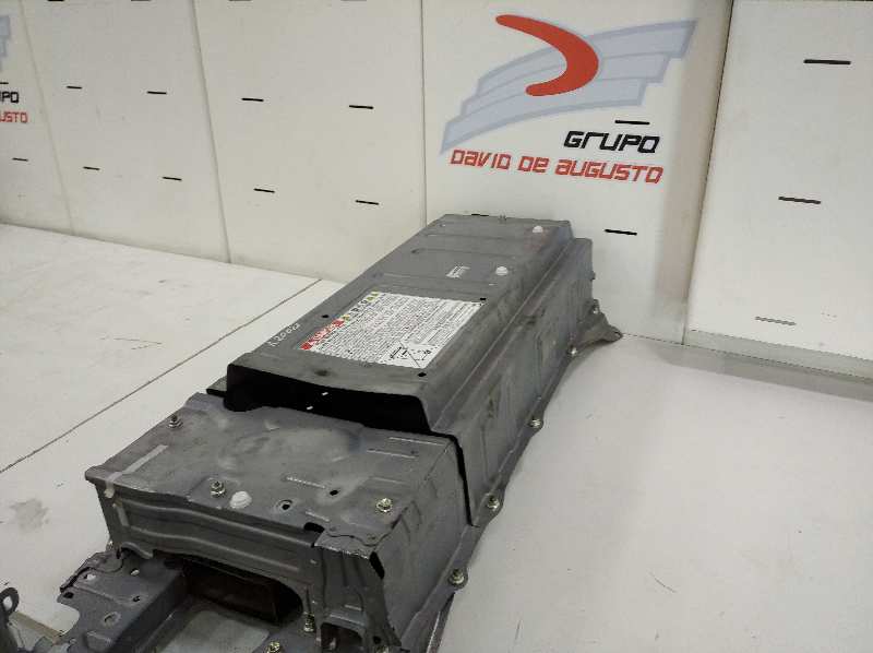 CARCASA BATERIA TOYOTA AURIS Hybrid Business   |   06.15 - 12.19