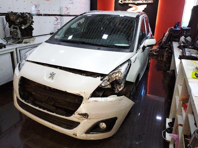 PEUGEOT 5008 Confort   |   09.09 - 12.11 foto 3