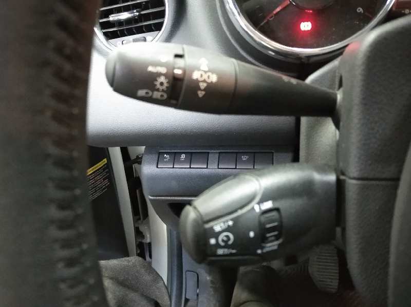 PEUGEOT 5008 Confort   |   09.09 - 12.11 foto 9
