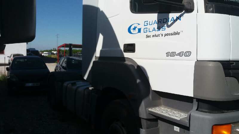 MERCEDES AXOR 2 - EJES SERIE / BM 944 1840  4X2   OM 457 LA L (Largo)   |   08.01 - 12.06 foto 5