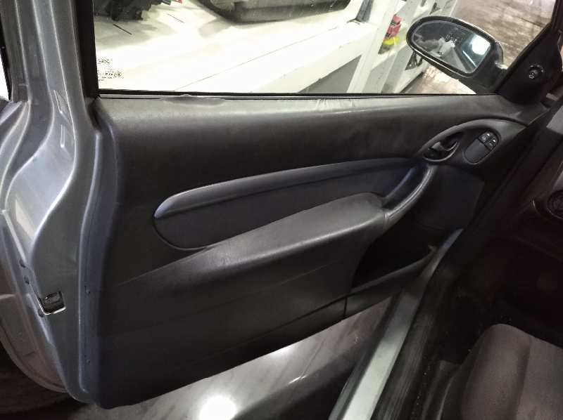 FORD FOCUS BERLINA (CAK) Trend Motor 1,8 Ltr. - 85 kW TDCi Turbodiesel CAT foto 7