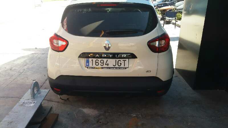 TRASERA COMPLETA RENAULT CAPTUR Adventure   |   10.13 - 12.16