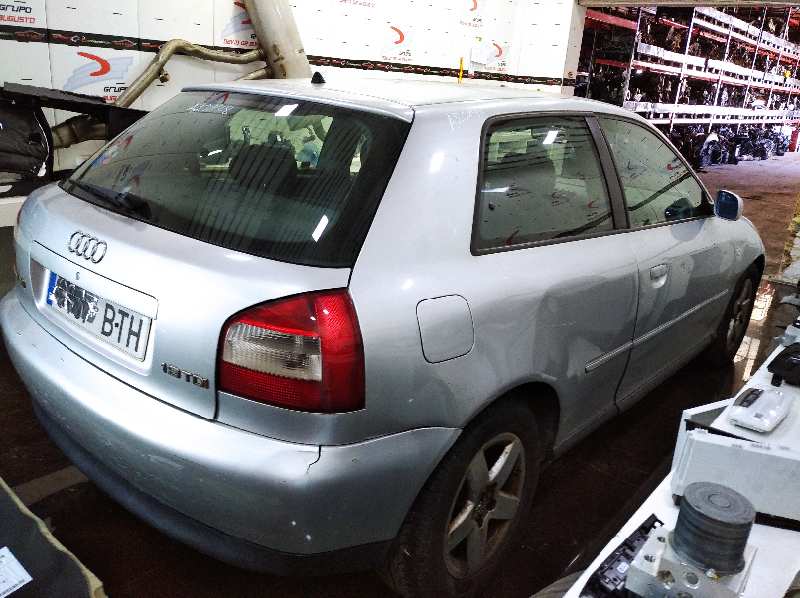 AUDI A3 (8L) 1.9 TDI Ambiente   |   09.00 - 12.03 foto 3