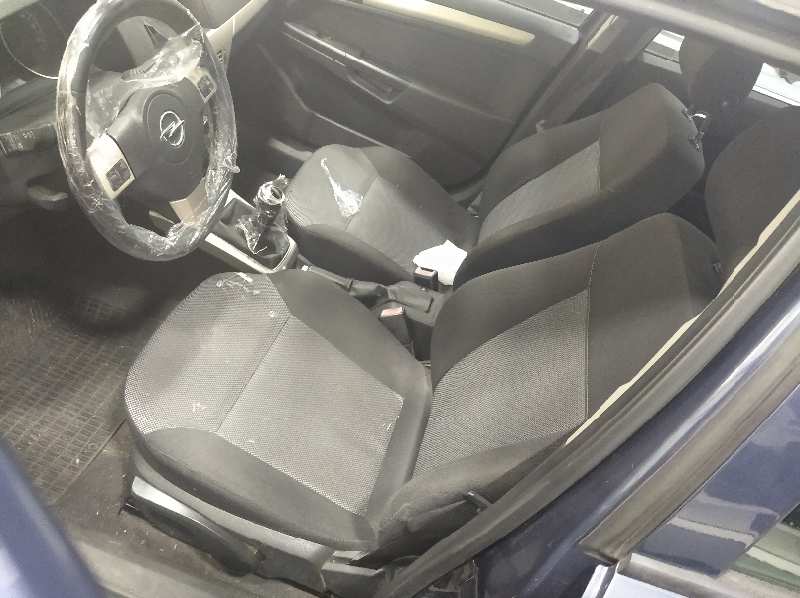 OPEL ASTRA H BER. Cosmo   |   02.07 - 12.09