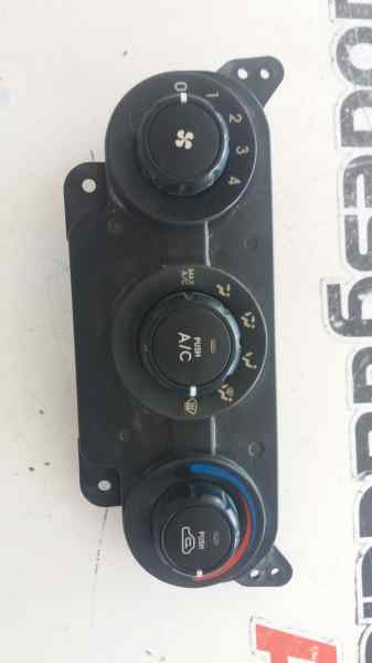 MANDO CALEFACCION / AIRE ACONDICIONADO KIA CERATO 2.0 EX CRDi Familiar (5-ptas.)