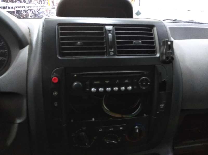 CITROEN JUMPY 2.0 HDi SX Caja cerrada más carga últil   |   05.00 - ... foto 6