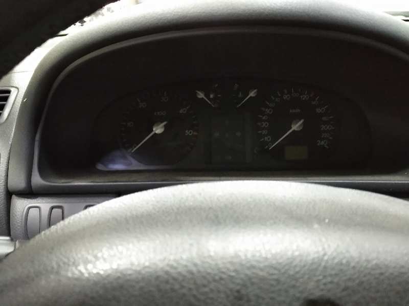 RENAULT LAGUNA II (BG0) Authentique Motor 1,9 Ltr. - 88 kW dCi Diesel foto 7