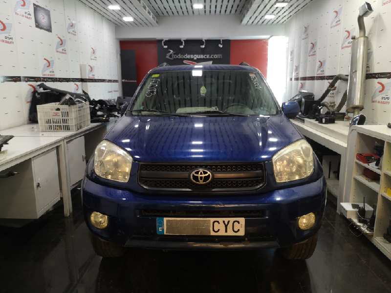 TOYOTA RAV 4 (A2) 1.8 Luna (2003->)   |   07.03 - 12.06