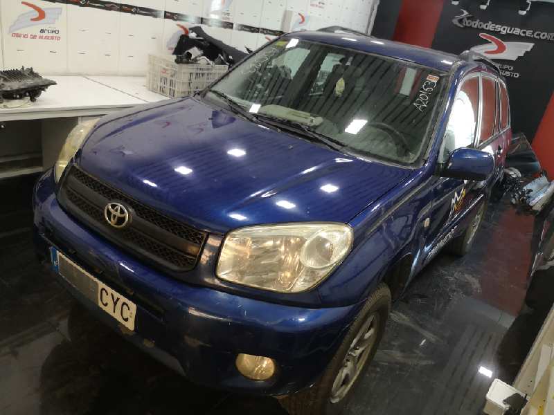 TOYOTA RAV 4 (A2) 1.8 Luna (2003->)   |   07.03 - 12.06 foto 5