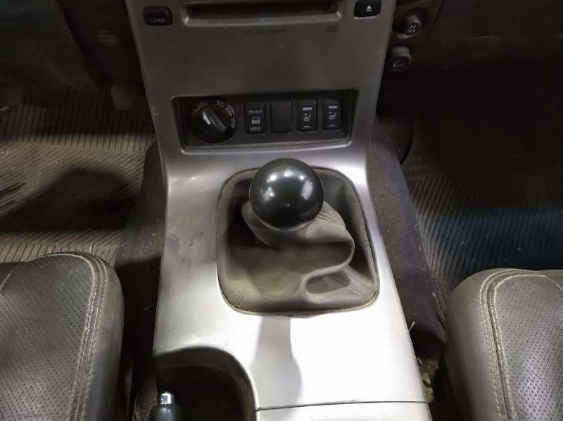 NISSAN NAVARA PICK-UP (D40M) Doble Cab SE 4X4   |   05.05 - 12.07 foto 11