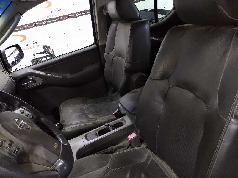 NISSAN NAVARA PICK-UP (D40M) Doble Cab SE 4X4   |   05.05 - 12.07 foto 12