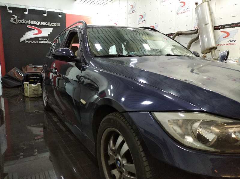 BMW SERIE 3 TOURING (E91) 320i   |   09.05 - 12.07 foto 2