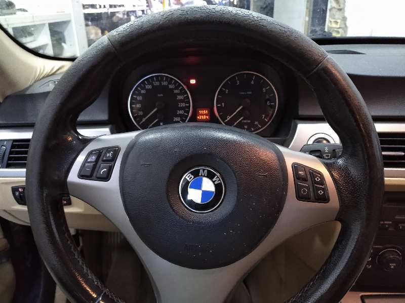 BMW SERIE 3 TOURING (E91) 320i   |   09.05 - 12.07