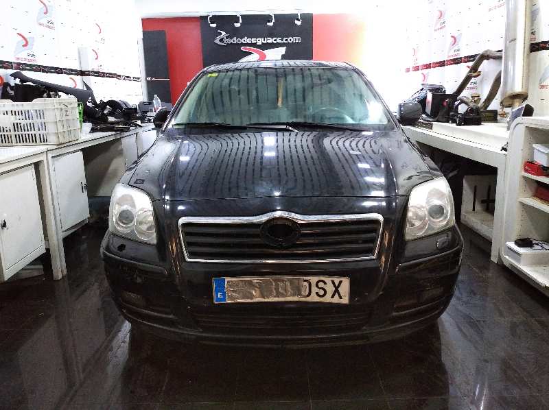 TOYOTA AVENSIS BERLINA (T25) 2.2 D-4D Executive Berlina (5-ptas.)   |   05.05 - 12.09