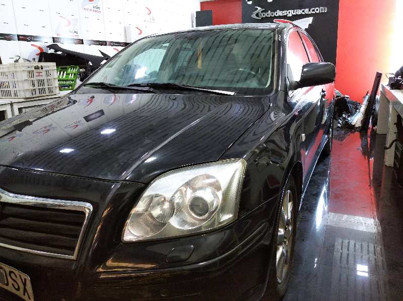TOYOTA AVENSIS BERLINA (T25) 2.2 D-4D Executive Berlina (5-ptas.)   |   05.05 - 12.09 foto 6