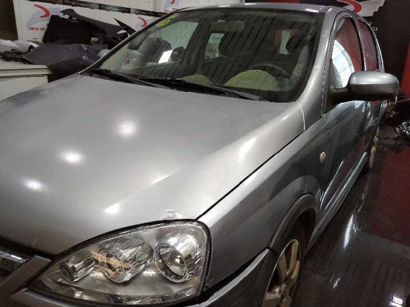 OPEL CORSA C Essentia   |   08.03 - 12.06 foto 7