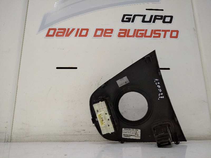 GUARNECIDOS PALANCA CAMBIO TOYOTA AURIS Hybrid Business   |   06.15 - 12.19