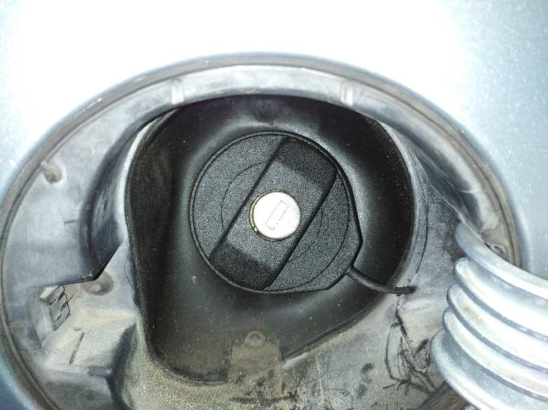TAPON COMBUSTIBLE SEAT ALTEA (5P1) Last Edition   |   02.15 - 12.15