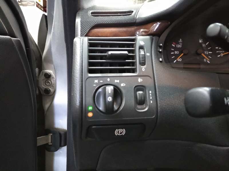 MERCEDES CLASE E (W210) BERLINA 240 (210.061)   |   06.99 - 12.00