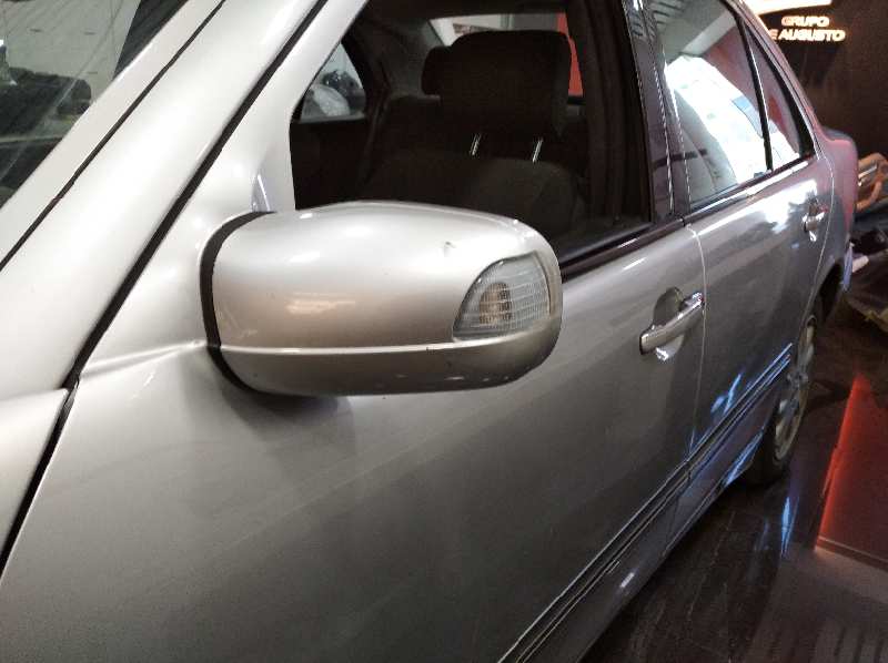 MERCEDES CLASE E (W210) BERLINA 240 (210.061)   |   06.99 - 12.00