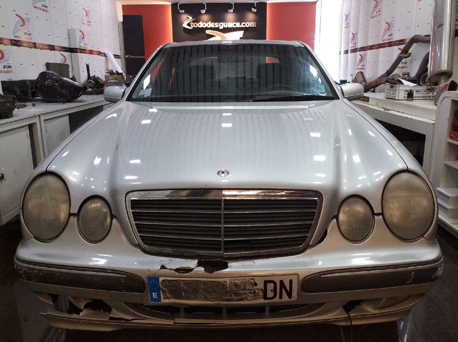 MERCEDES CLASE E (W210) BERLINA 240 (210.061)   |   06.99 - 12.00