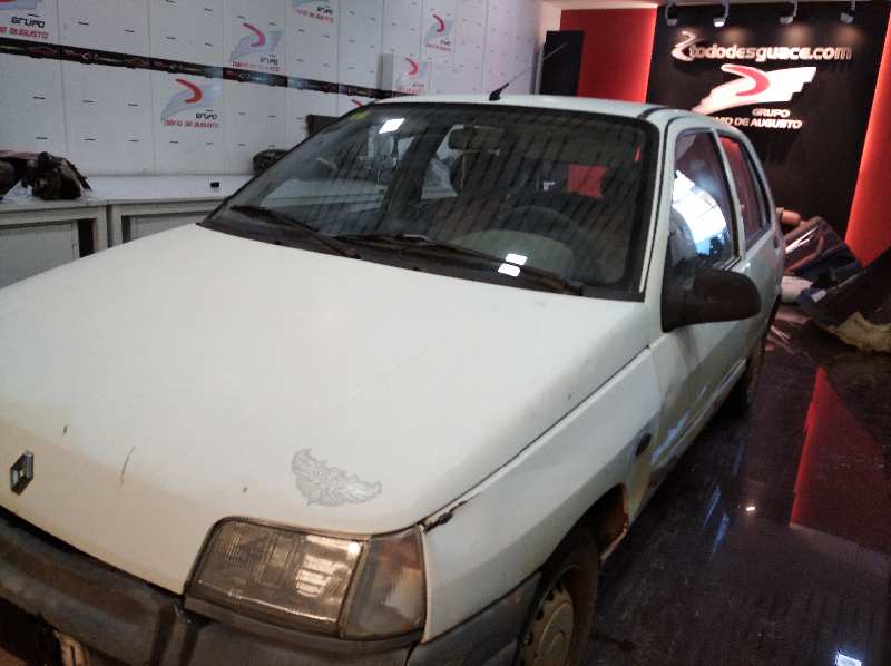 RENAULT CLIO I FASE I+II (B/C57) 1.2 Alize Motor 1,2 Ltr. - 43 kW foto 8