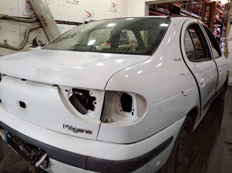 RENAULT MEGANE I FASE 2 CLASSIC (LA..) 1.9 dCi Dynamique   |   10.00 - 12.03 foto 3