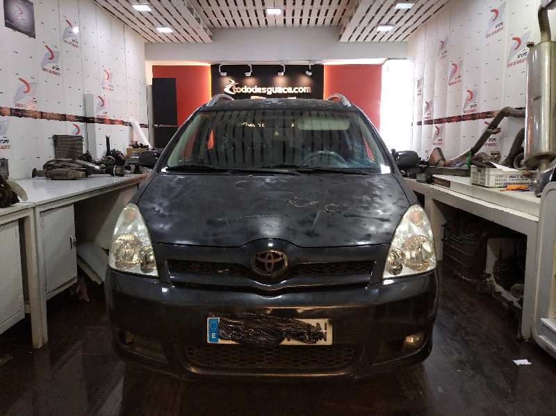 TOYOTA COROLLA VERSO (R1) 2.2 D-4D Luna   |   09.05 - 12.09