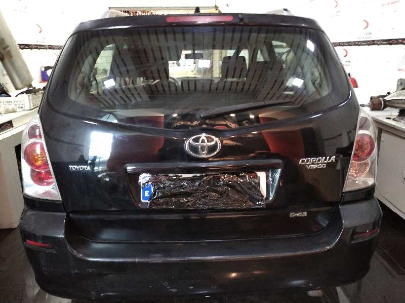 TOYOTA COROLLA VERSO (R1) 2.2 D-4D Luna   |   09.05 - 12.09 foto 5