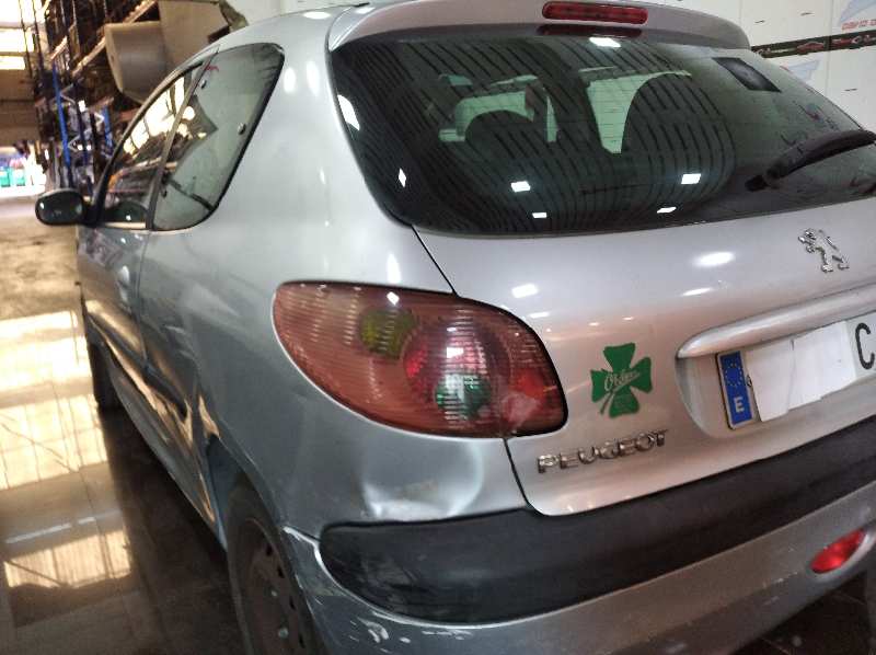 PEUGEOT 206 BERLINA X-Line Motor 1,4 Ltr. - 50 kW HDi foto 5